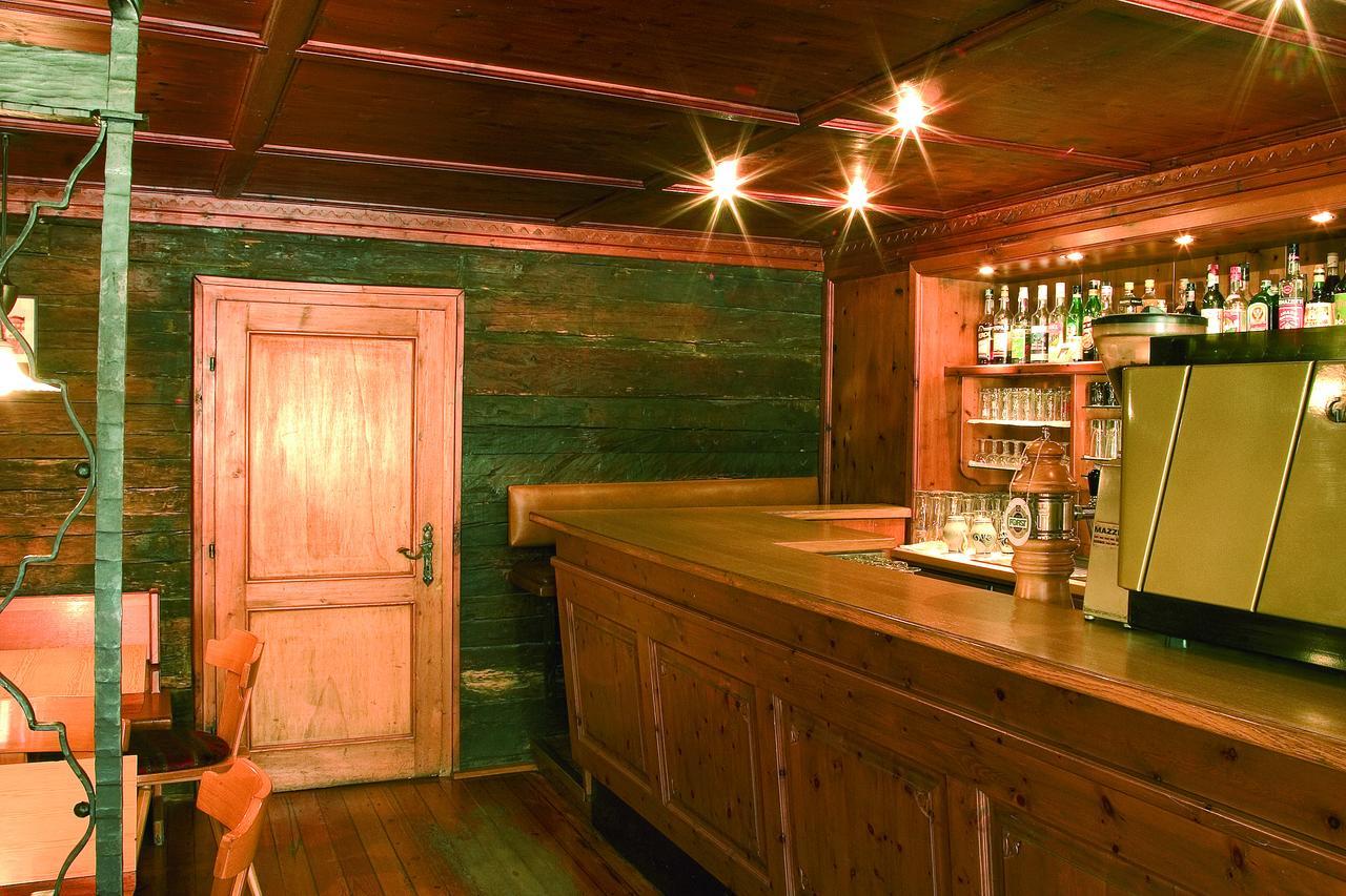 Hotel Bruggerwirt Anterselva di Mezzo Bagian luar foto